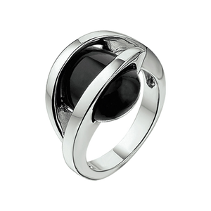 Anello in argento con pietra preziosa