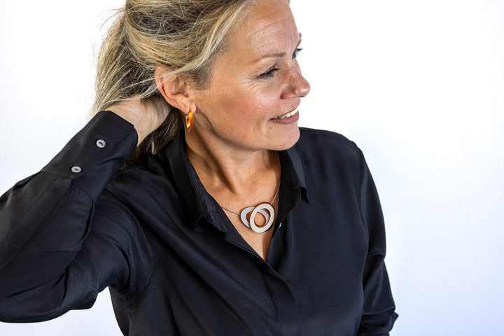 Collana ovali sovrapposti arancione C70O