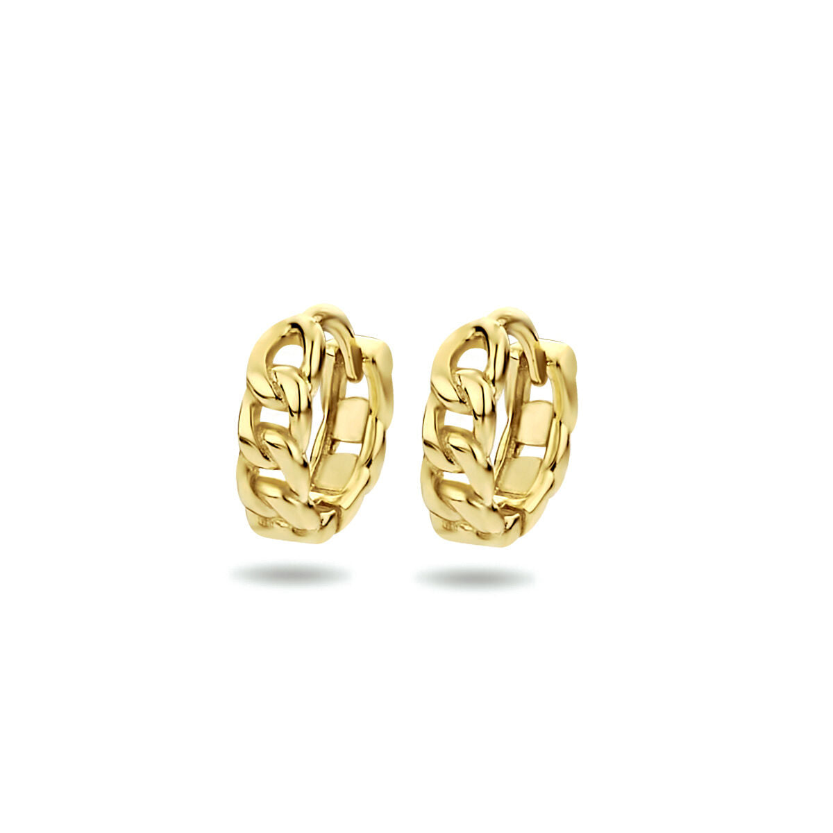 Klapoorringen met een schakelmotief, verguld in geel, van 1 micron.