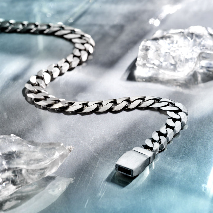 armband gourmette 8-zijdes geslepen 8,2 mm zilver geoxideerd