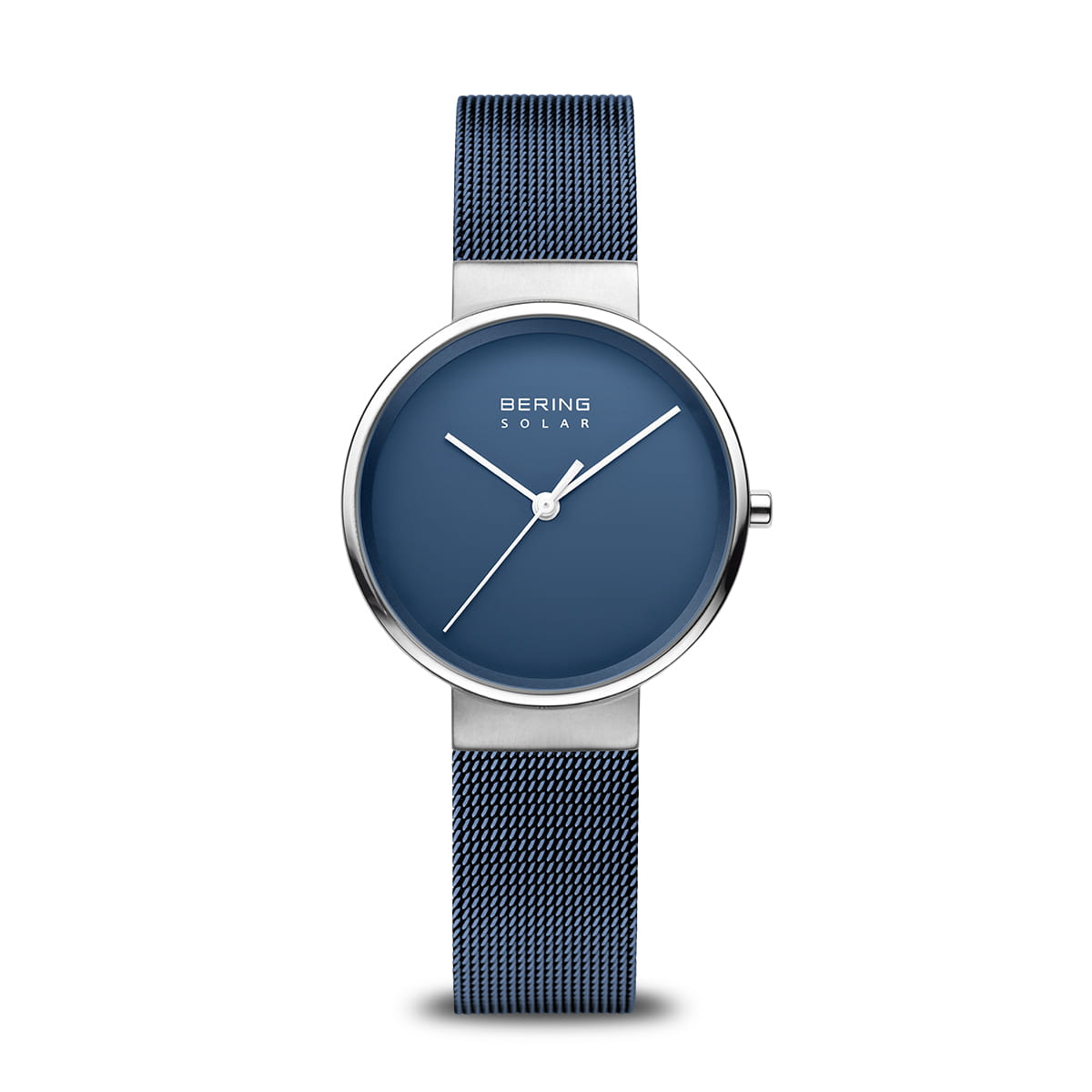 Orologio da donna Bering con quadrante blu, cassa in acciaio e cinturino in maglia rolò.
