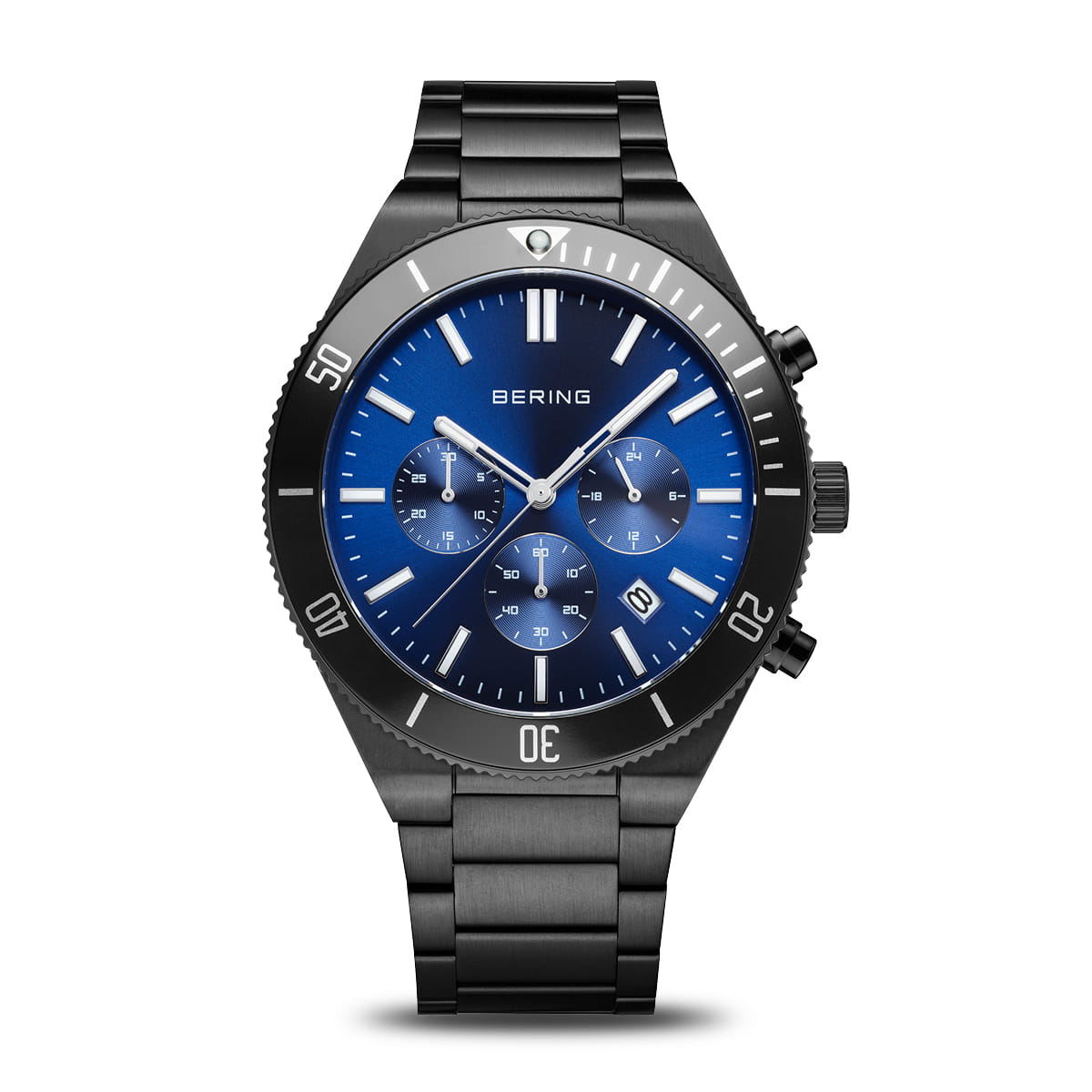 Orologio da uomo con cassa nera, quadrante blu e bracciale in acciaio.
