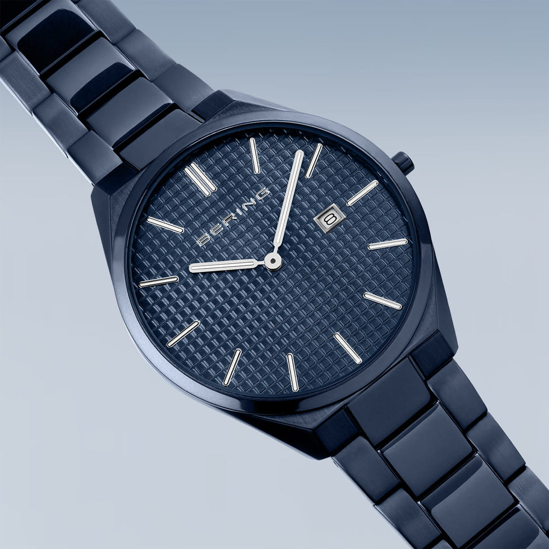 Bering heren horloge blauwe wijzerplaat - 17240-797