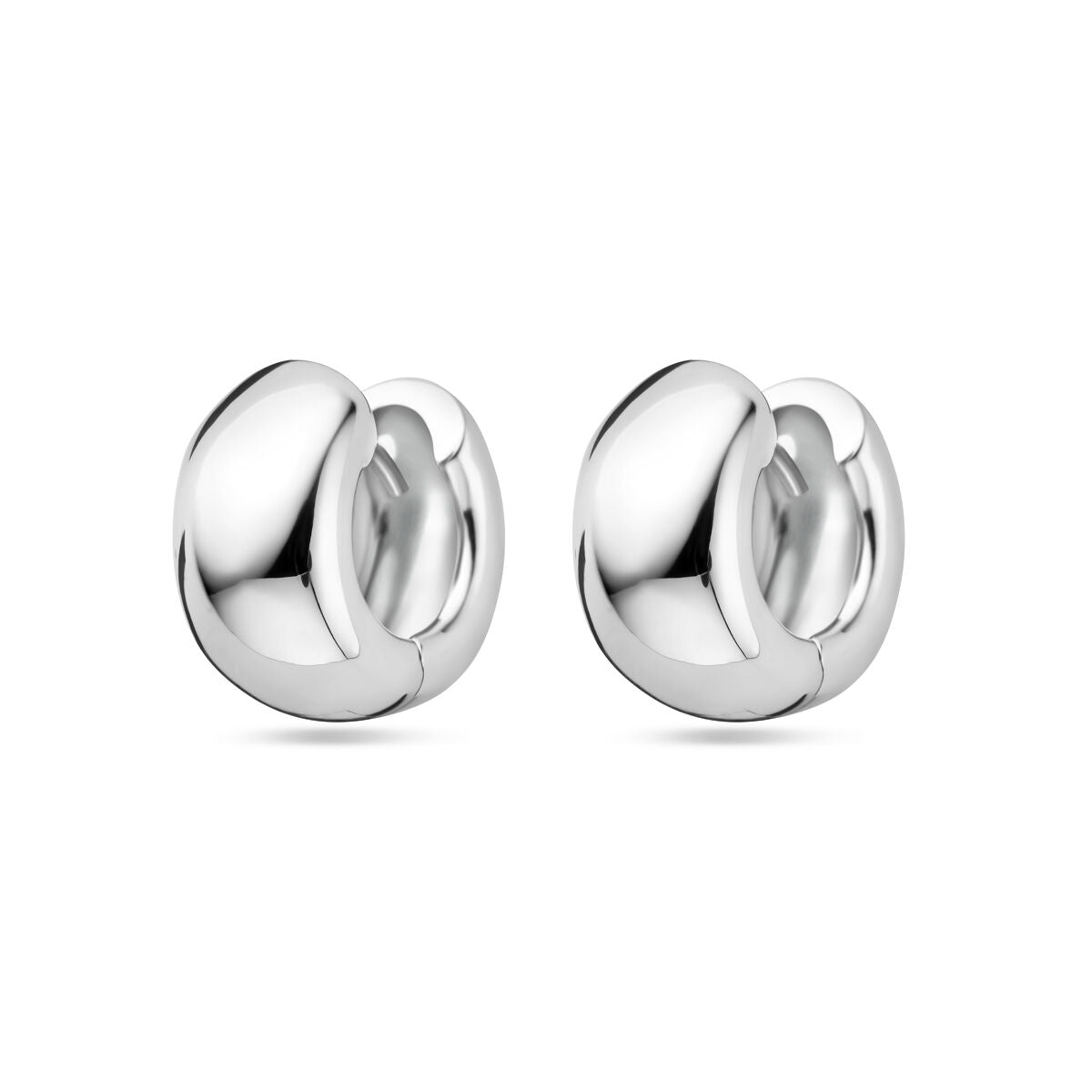 Orecchini alla creola in argento rodiato di 15 mm con finitura lucida.
