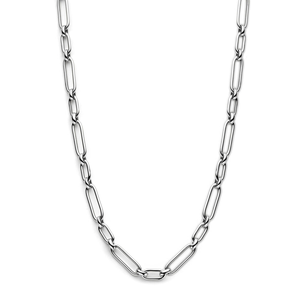 Collana in argento rodiato con maglie ovali allungate.
