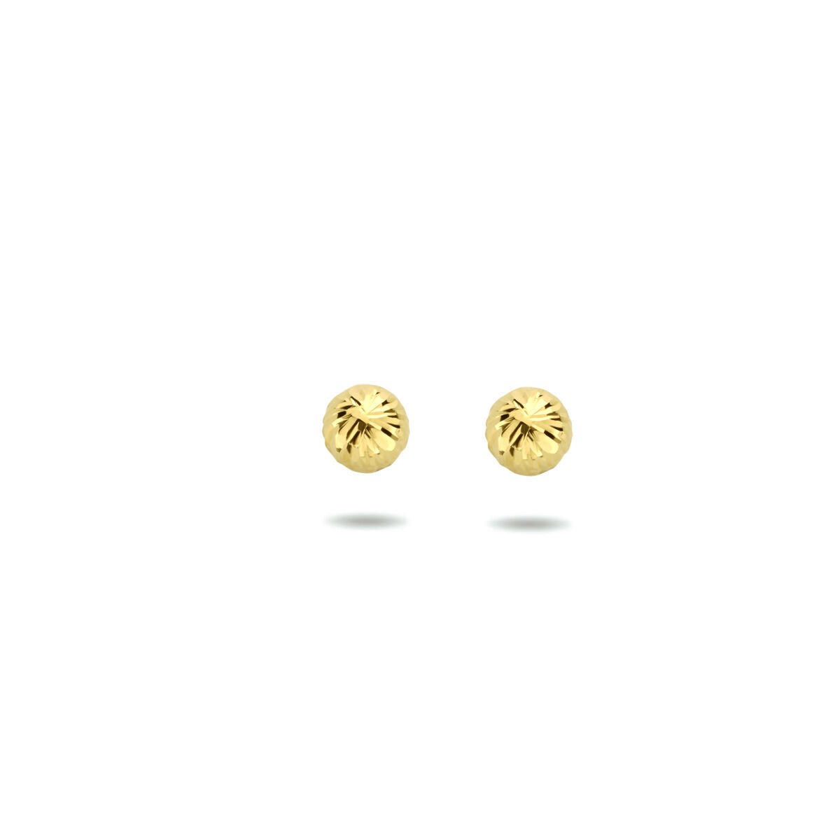 Orecchini a bottone in oro giallo 14K con finitura diamantata.