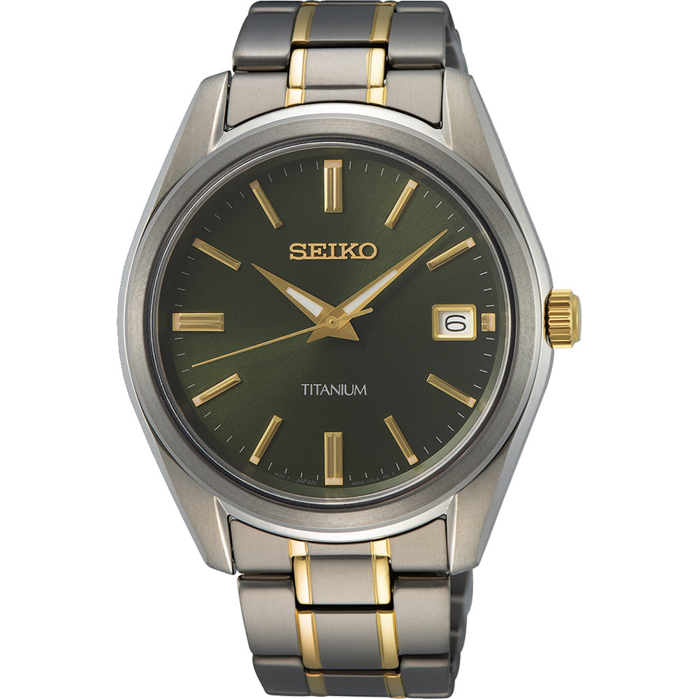 Orologio da uomo Seiko con cassa in titanio, quadrante verde e bracciale bicolore in titanio e acciaio.