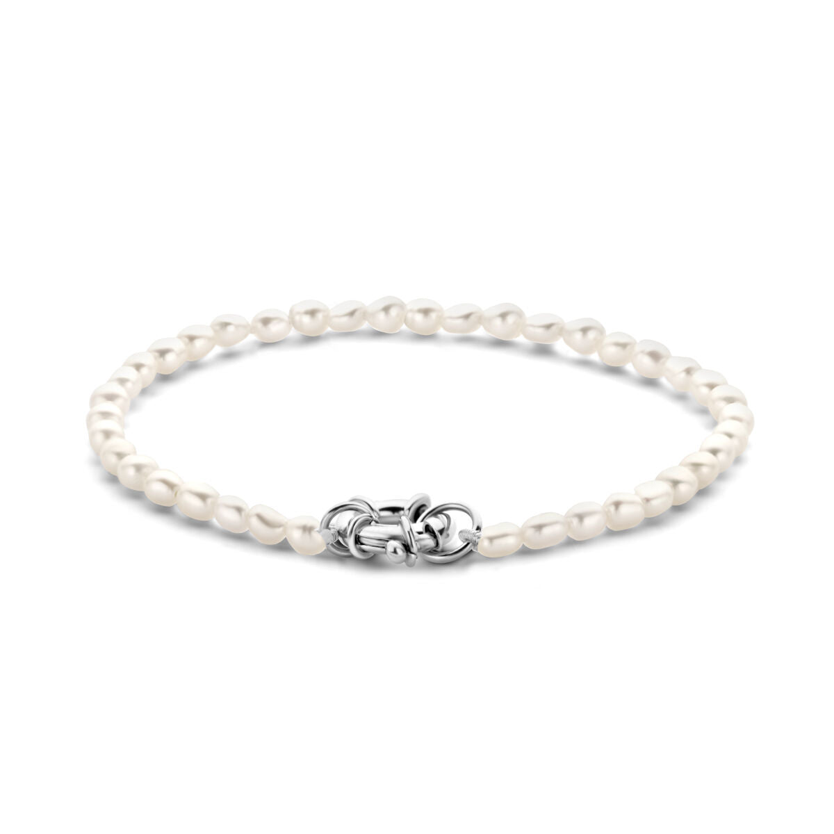 Bracciale da donna in argento con perle e grande chiusura a molla rodiata.