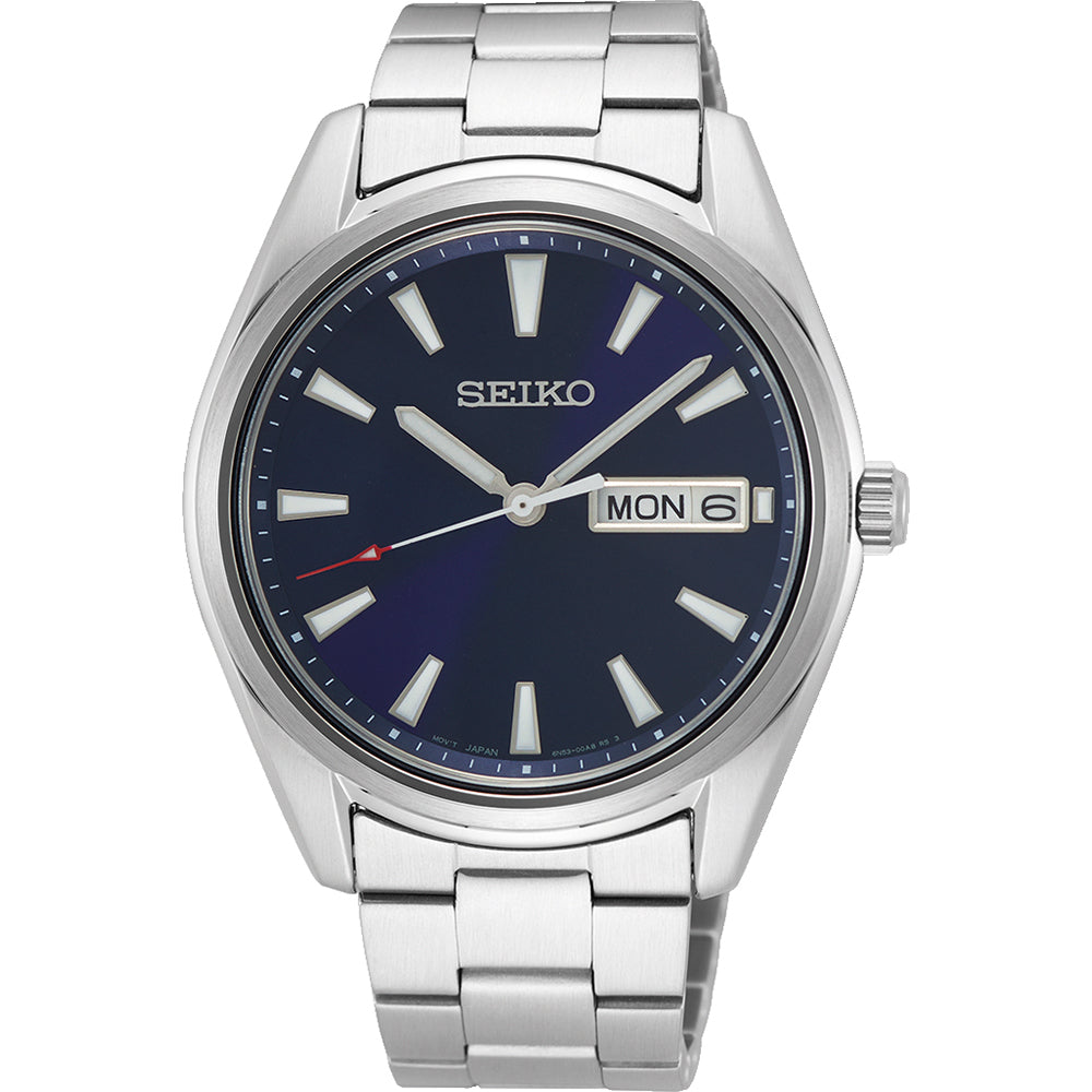 Orologio da uomo Seiko con cassa in acciaio inox, quadrante blu e bracciale argentato.