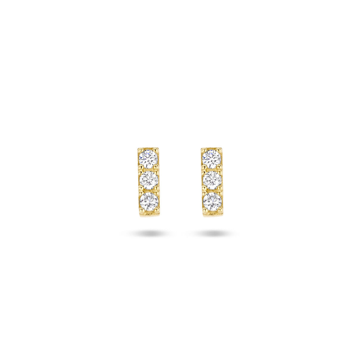 Orecchini in oro giallo 14K con tre zirconi incastonati.