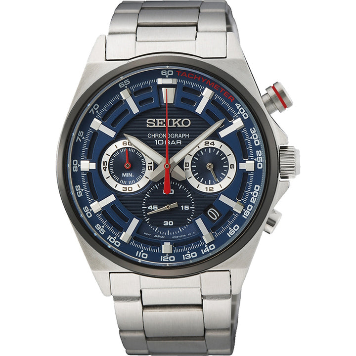 De Seiko herenhorloge SSB407P1 is een chronograaf met een blauwe wijzerplaat, zilverkleurige markeringen, drie sub-dials en een tachymeterschaal. Het heeft een duurzame roestvrij stalen band en beschikt over quartz uurwerk, met Seiko en Chronograph 10 Bar op de wijzerplaat.