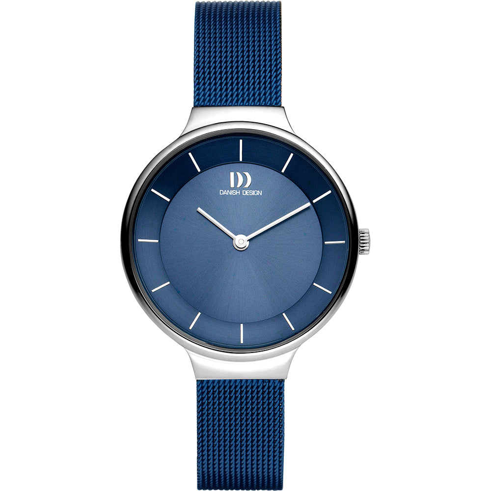 Orologio con quadrante blu e cinturino in maglia rolò blu.