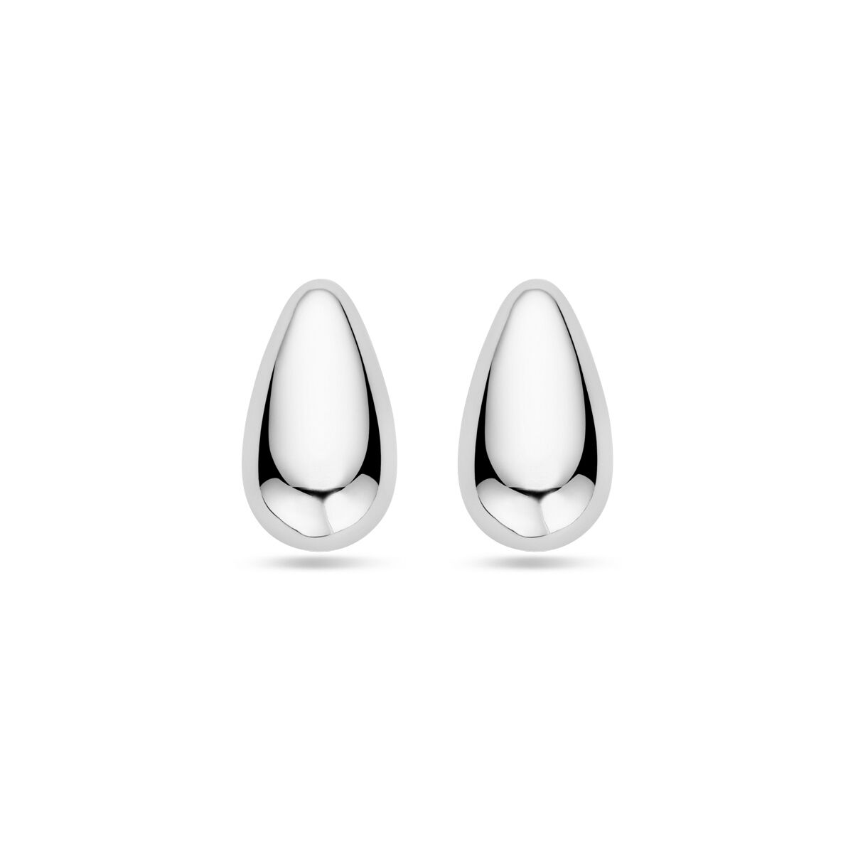 Orecchini a goccia in argento rodiato di 15 mm.
