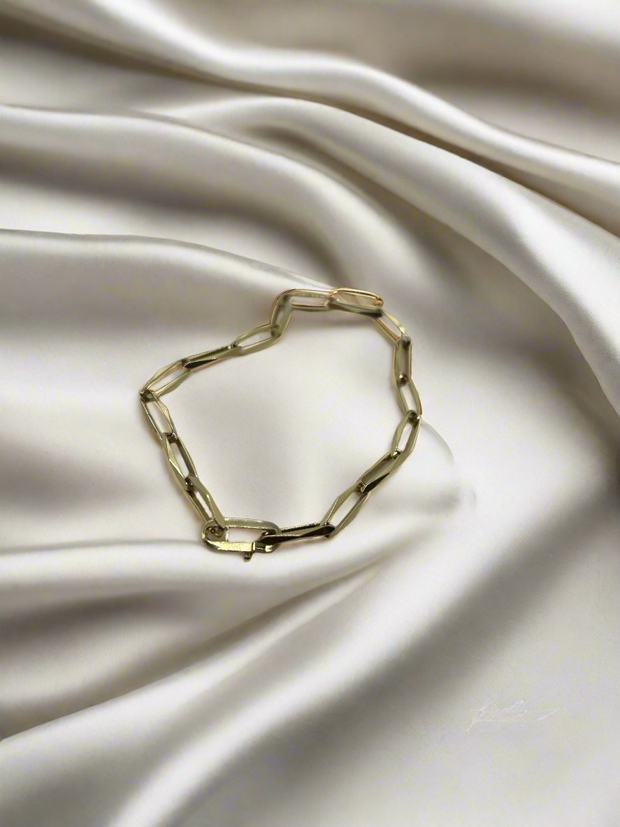 Bracciale vintage in oro 14k con chiusura, peso 10,2 g, design a maglia allungata.