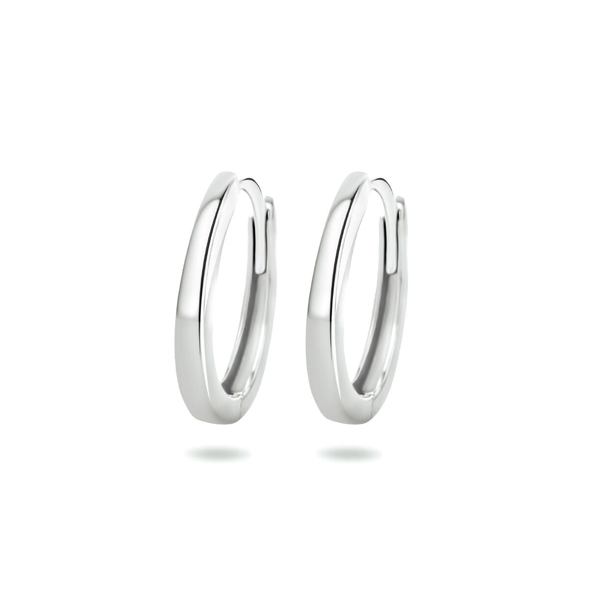 Orecchini alla creola in oro bianco 14K con finitura lucida.