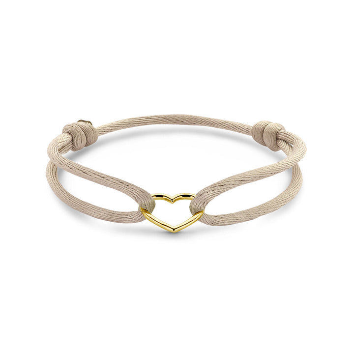 De Van der Kooij Collectie armband satijn beige hart (13-26 cm) heeft een 14K gouden hart en verstelbare knopen, gemaakt van rubber/nylon/leer - een ideaal valentijnscadeau.