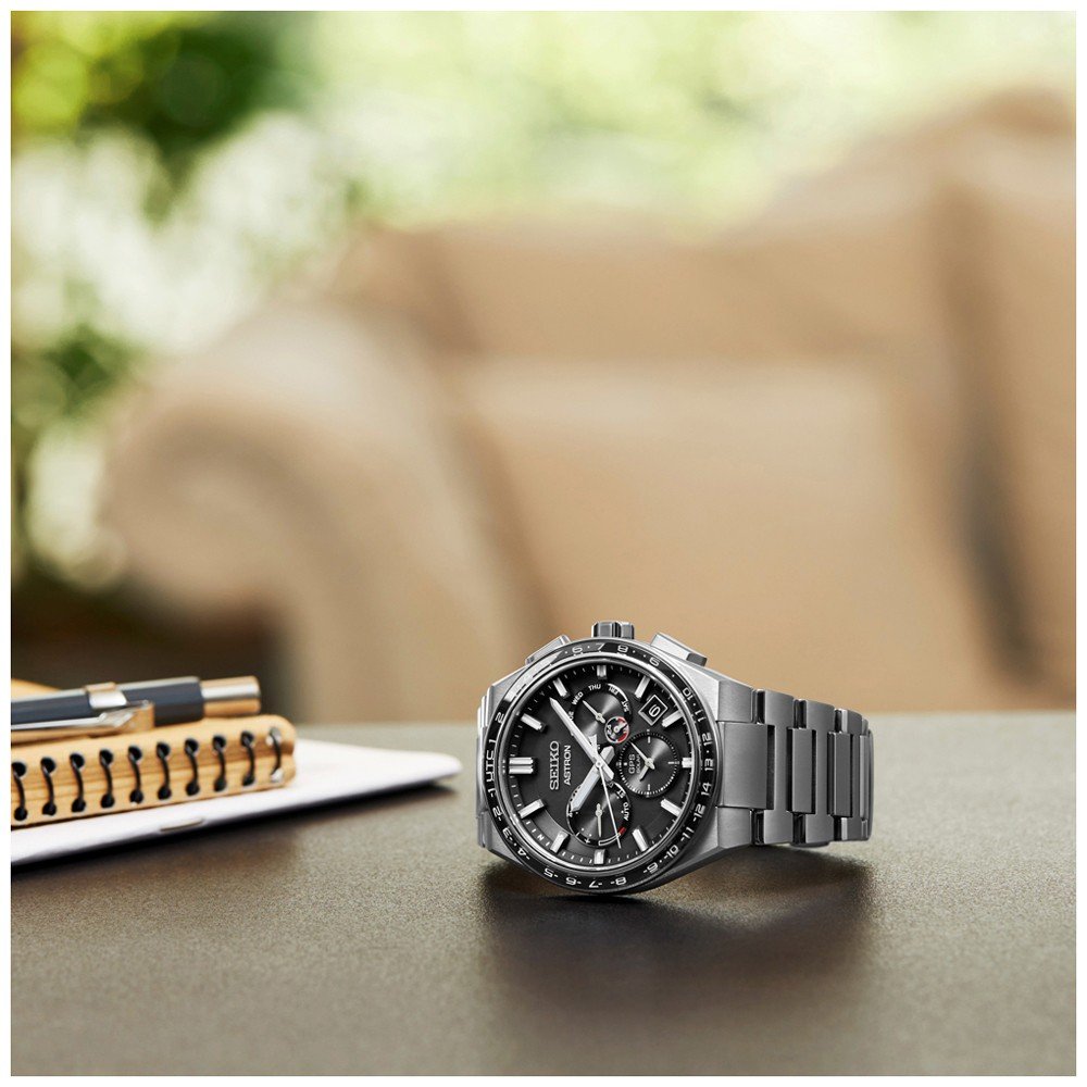 Orologio da uomo Seiko Astron SSH111J1