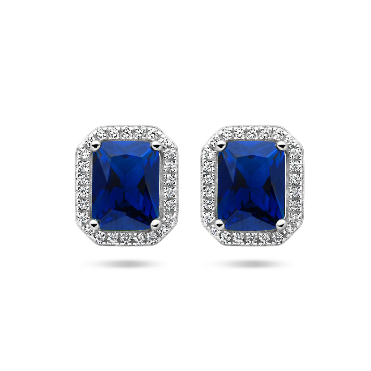Orecchini con zircone blu e bianca a forma ovale, montatura in argento rodiato.