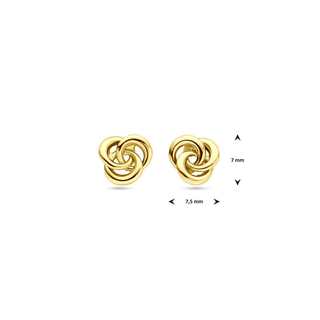 De oorknoppen 7 mm 14K geelgoud van de Van der Kooij Collectie hebben een tijdloos design met een verweven lus, zijn 7 mm hoog en 7,5 mm breed en geven elke look een elegante uitstraling.