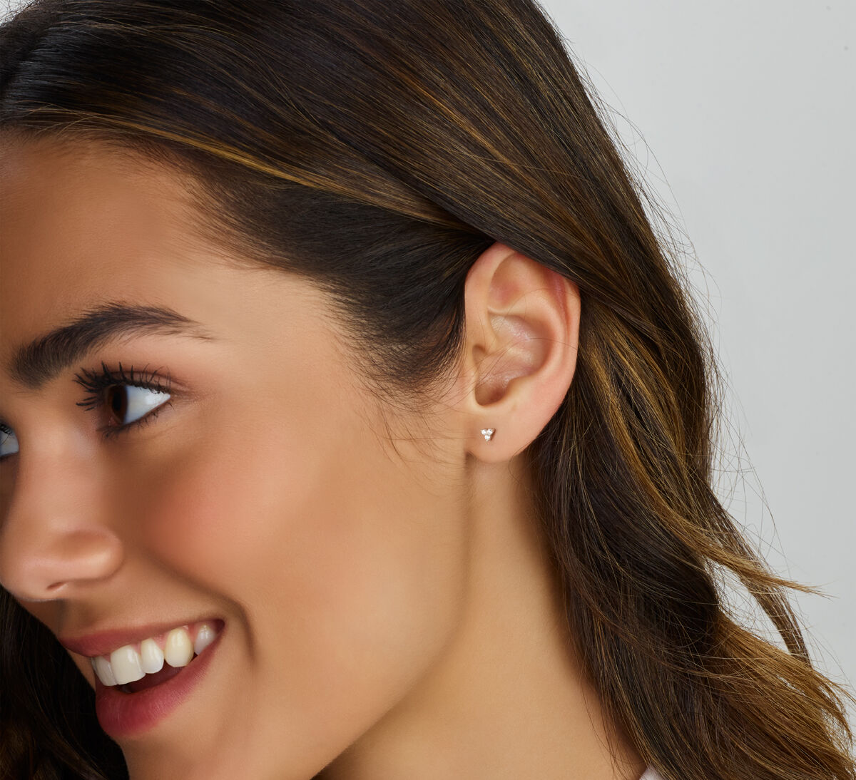 Orecchini a bottone zircone argento rodiato