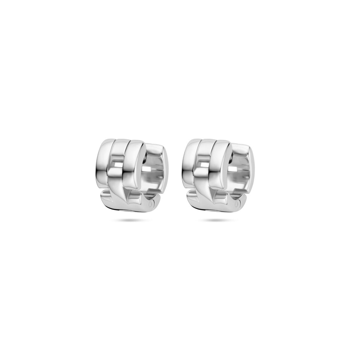Zilveren klapoorringen met schakelmotief van 10 mm, gerhodineerd voor extra glans.
