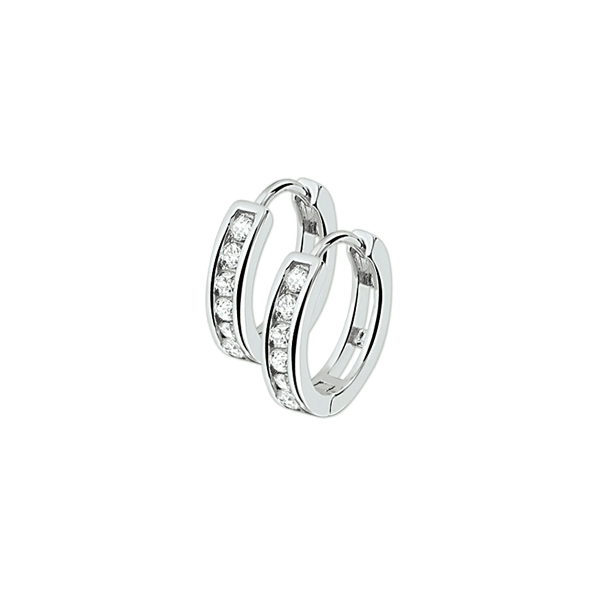 Orecchini alla creola in argento con zircone, caratterizzati da una fila di pietre scintillanti.