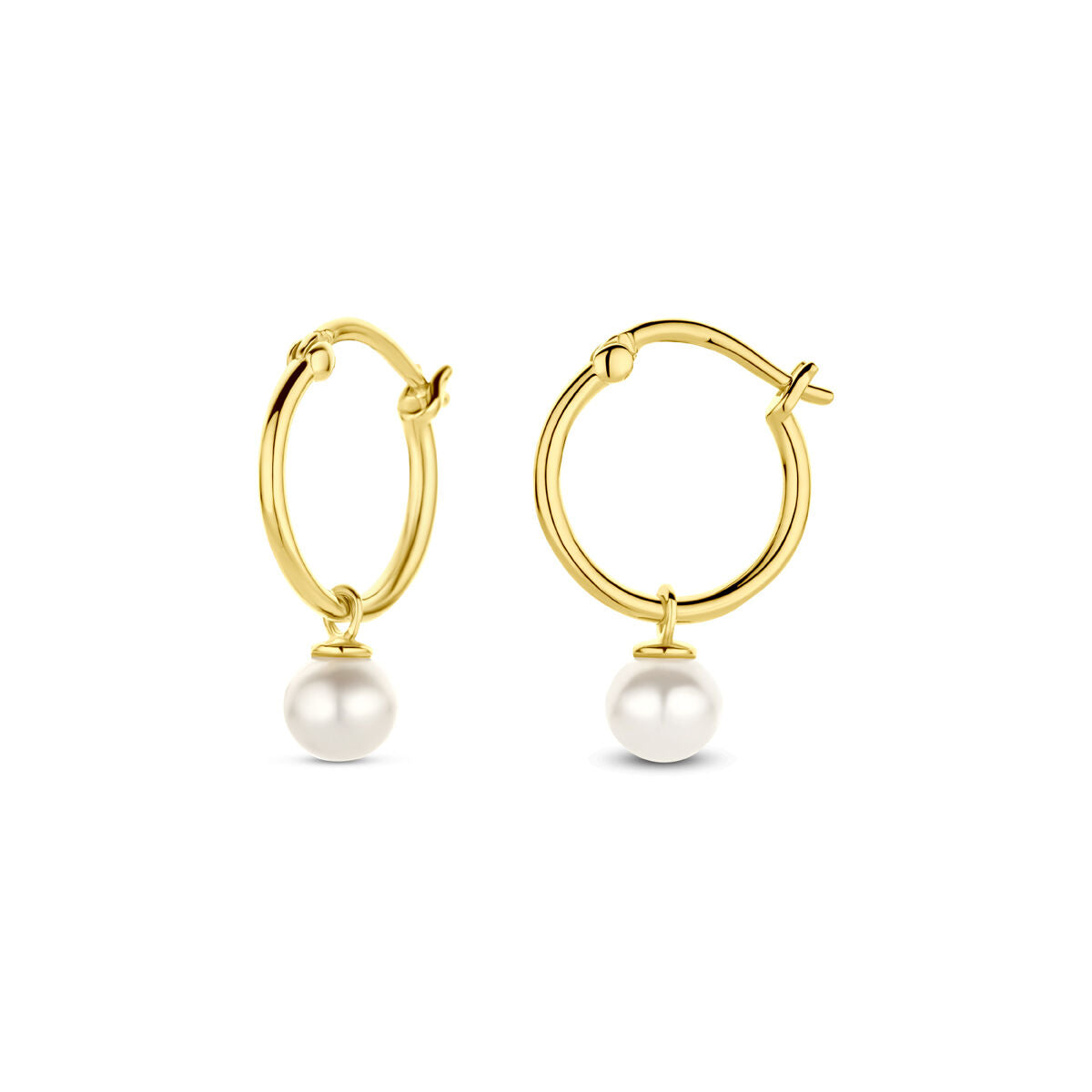 Orecchini alla creola in oro giallo 14K con perla bianca pendente.