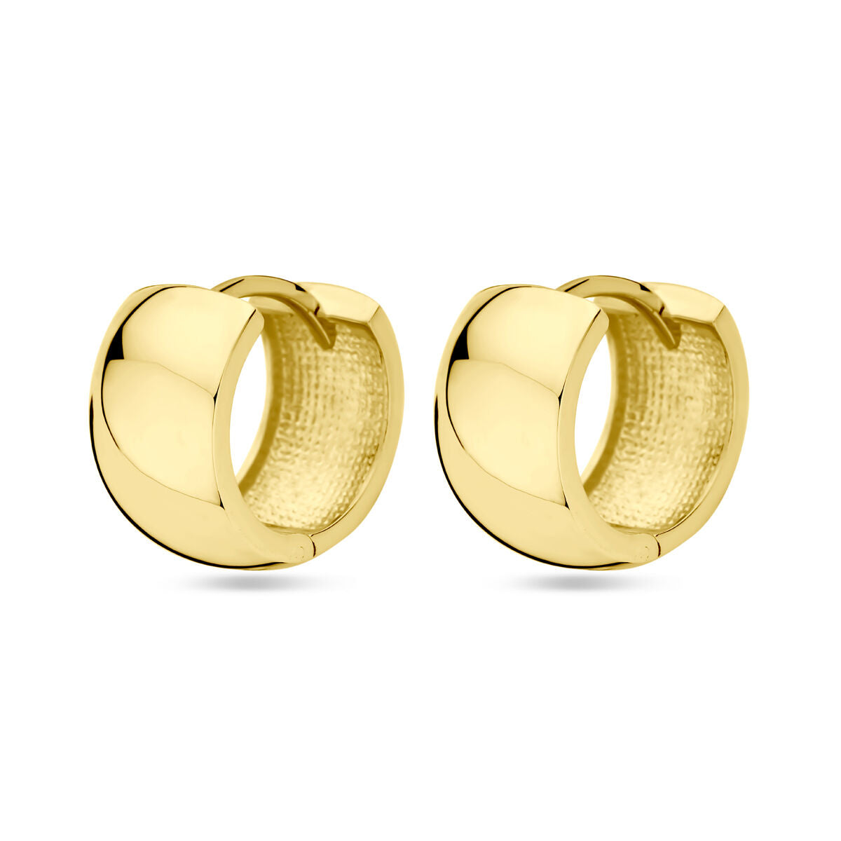 Orecchini alla creola in oro giallo 14K, diametro 15 mm, finitura lucida e dettagli incisi.