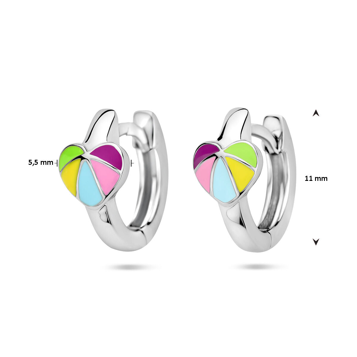 orecchini a cerchio con chiusura a scatto cuore argento rodiato