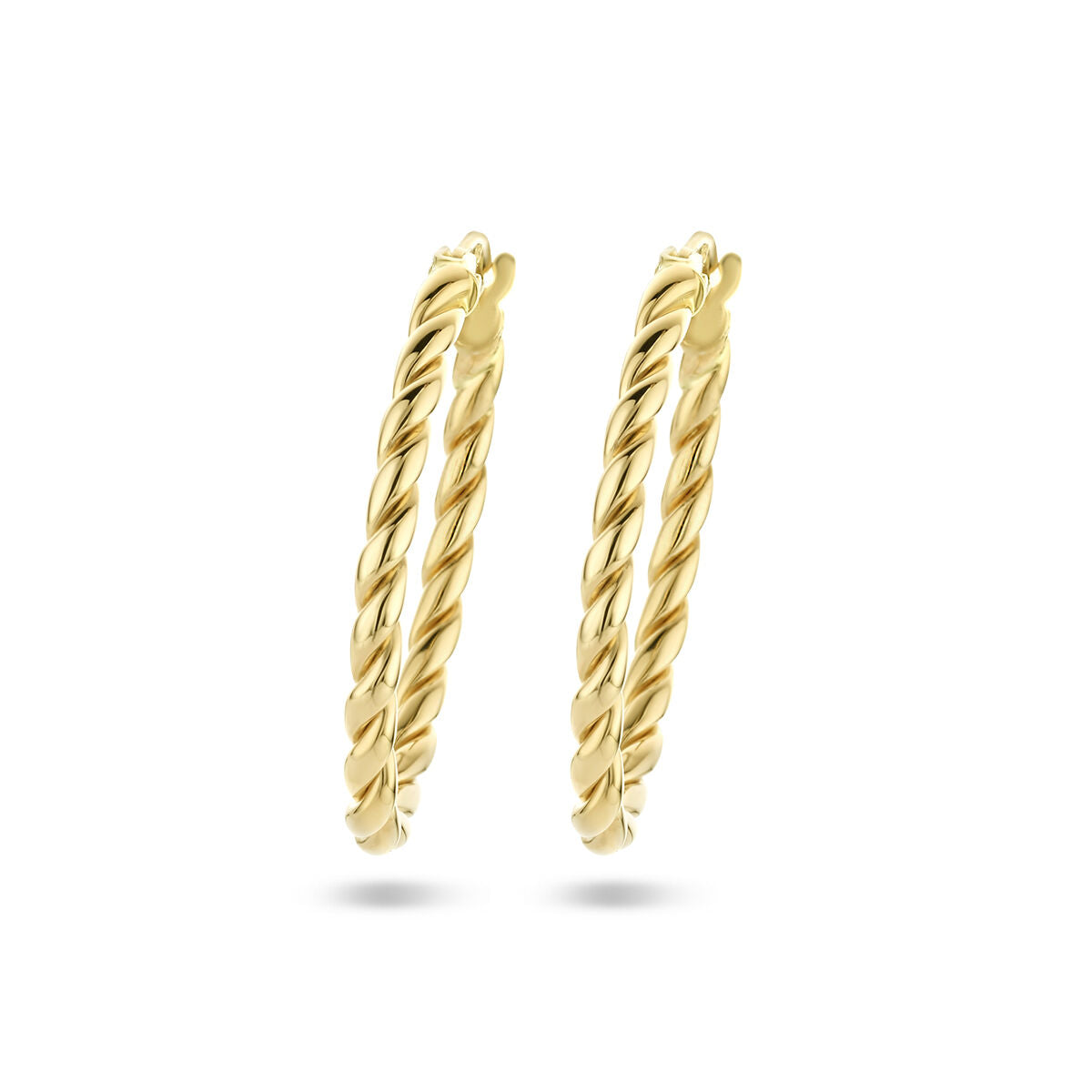 Orecchini alla creola in oro giallo 14K con design intrecciato.