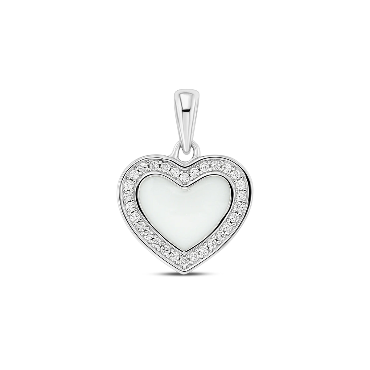 De Demi | AsHanger massief | Zirkonia van Juwelier van der Kooij is een hartvormige ashanger met een witte kern, zirkonia's en een glanzende zilveren afwerking. Afgebeeld op zwart. Inclusief verzendkit voor veilige verzending.