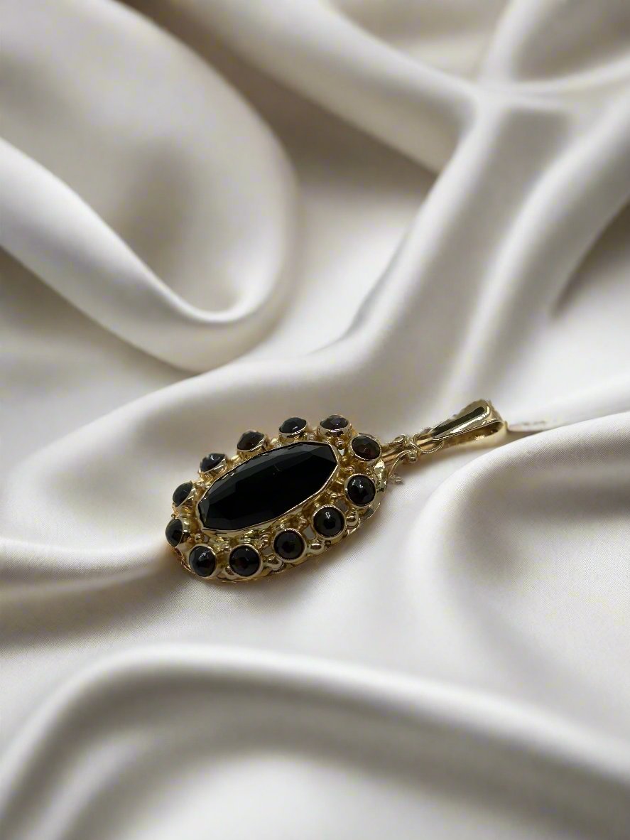 ciondolo vintage in oro 14k granato ovale 5,3gr