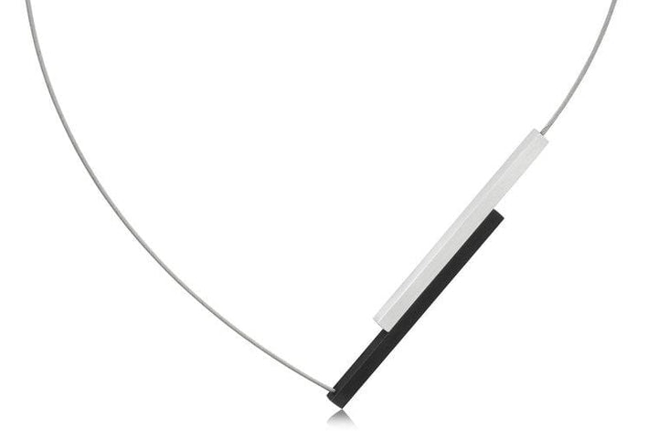 Collana Strisce lunghe opaco|nero C149Z