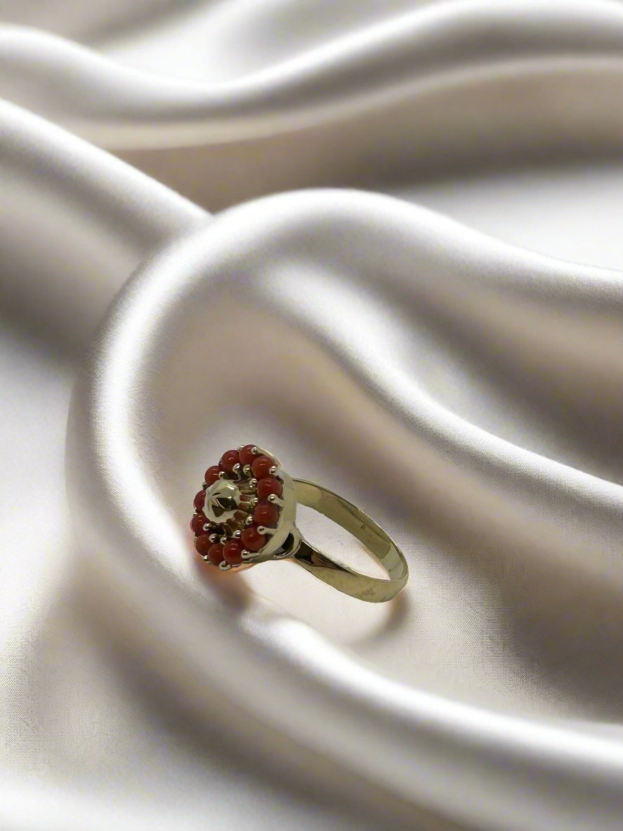 vintage gouden ring 14k bloedkoraal 2.7gr