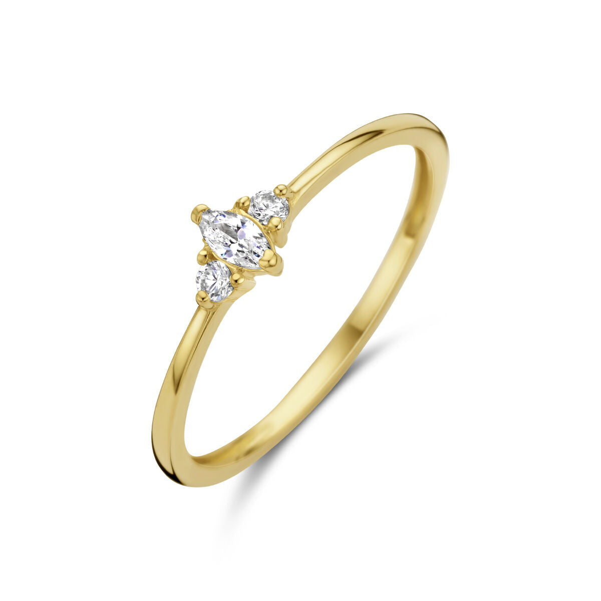 Anello trilogia in oro giallo 14K con zirconi, forma a goccia centrale e due laterali.