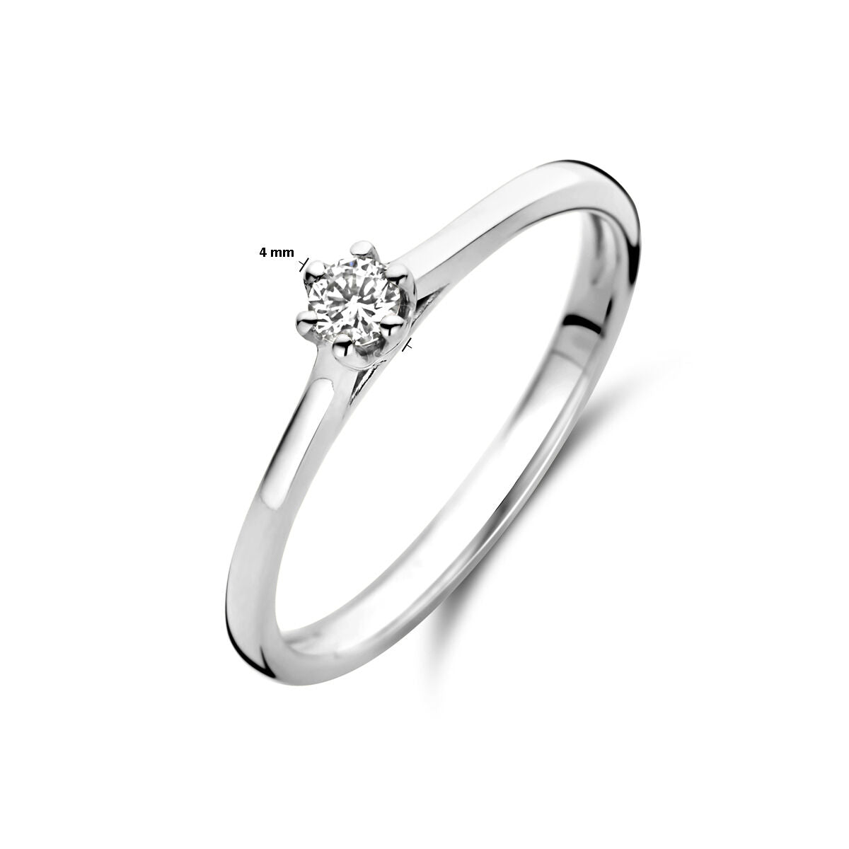 De Van der Kooij Collectie aanzoeksring diamant 0.10ct h si van 14K witgoud is een unieke ring met een ronde diamant in klassieke zesgriffenzetting, schitterend vastgelegd tegen een witte achtergrond.