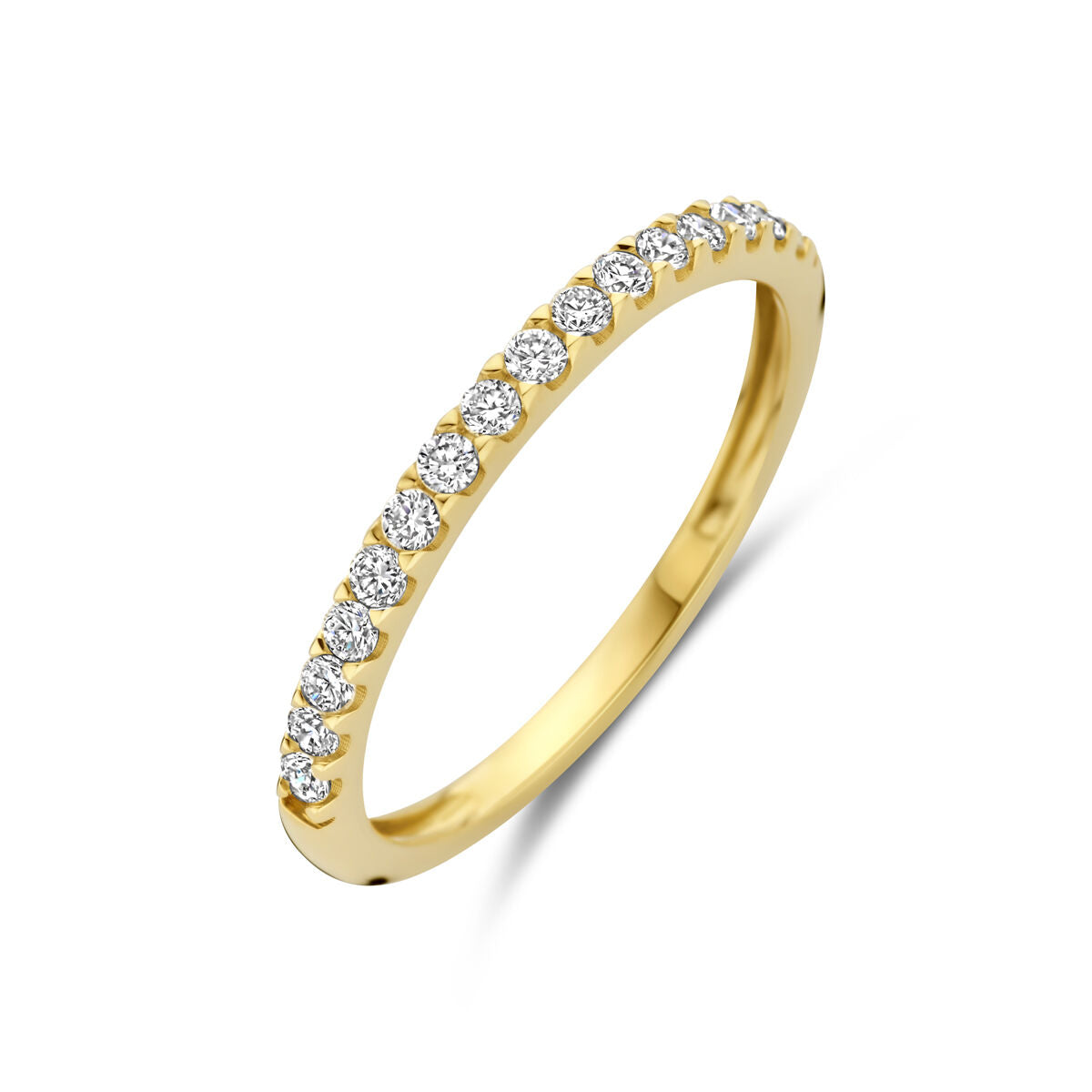 Anello in oro giallo 14K con diamanti lab-grown da 0,255 ct, design sottile e brillante.