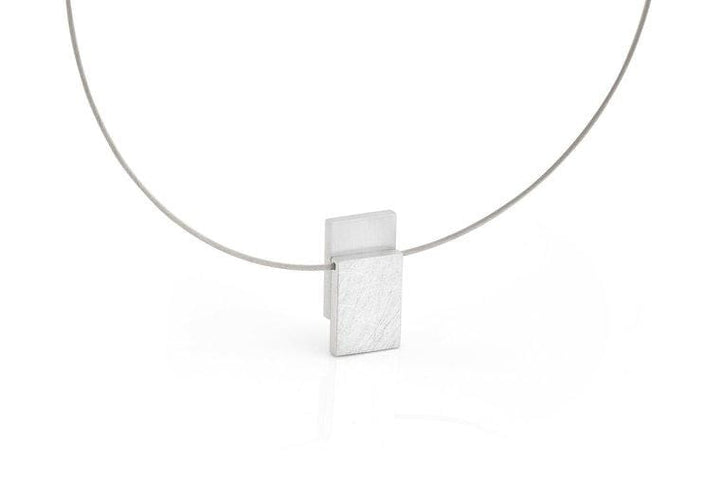 Collana Rettangolino opaco satinatura ghiaccio C215