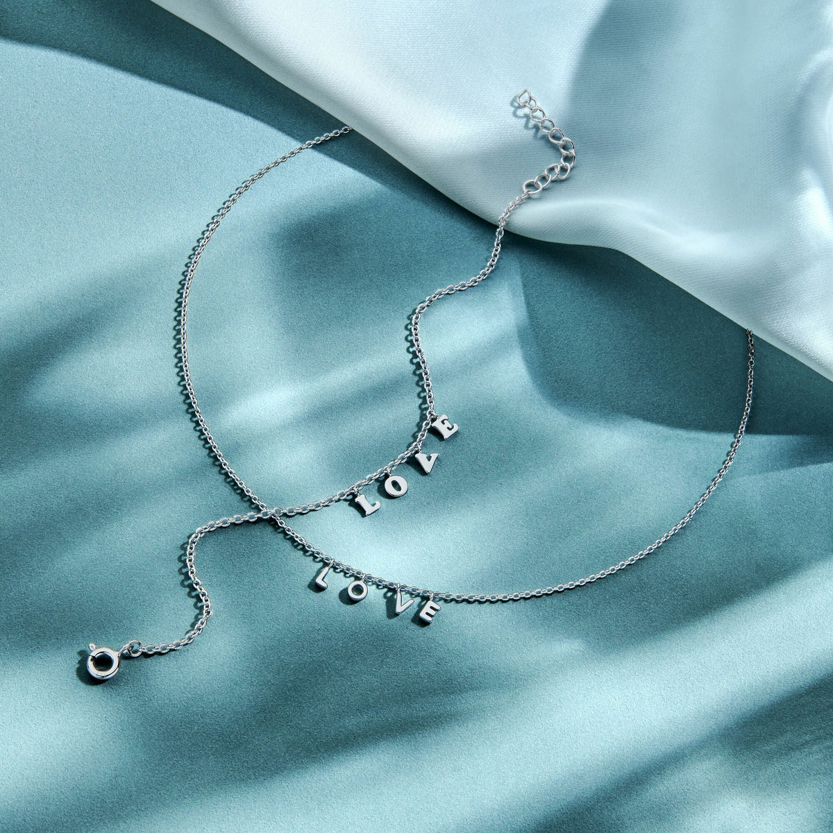Bracciale in argento da donna love rodiato