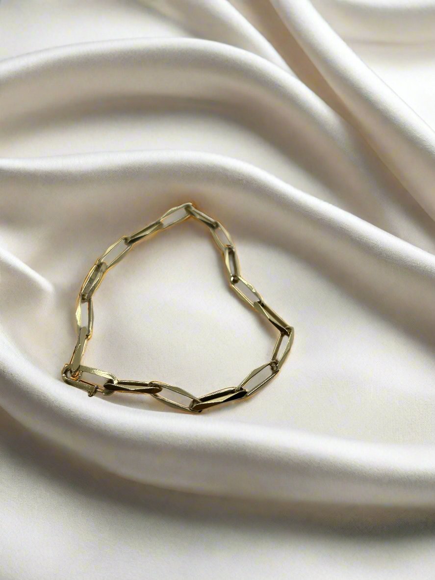 Bracciale vintage in oro 14k, con maglie rettangolari, peso di 7,4 gr.
