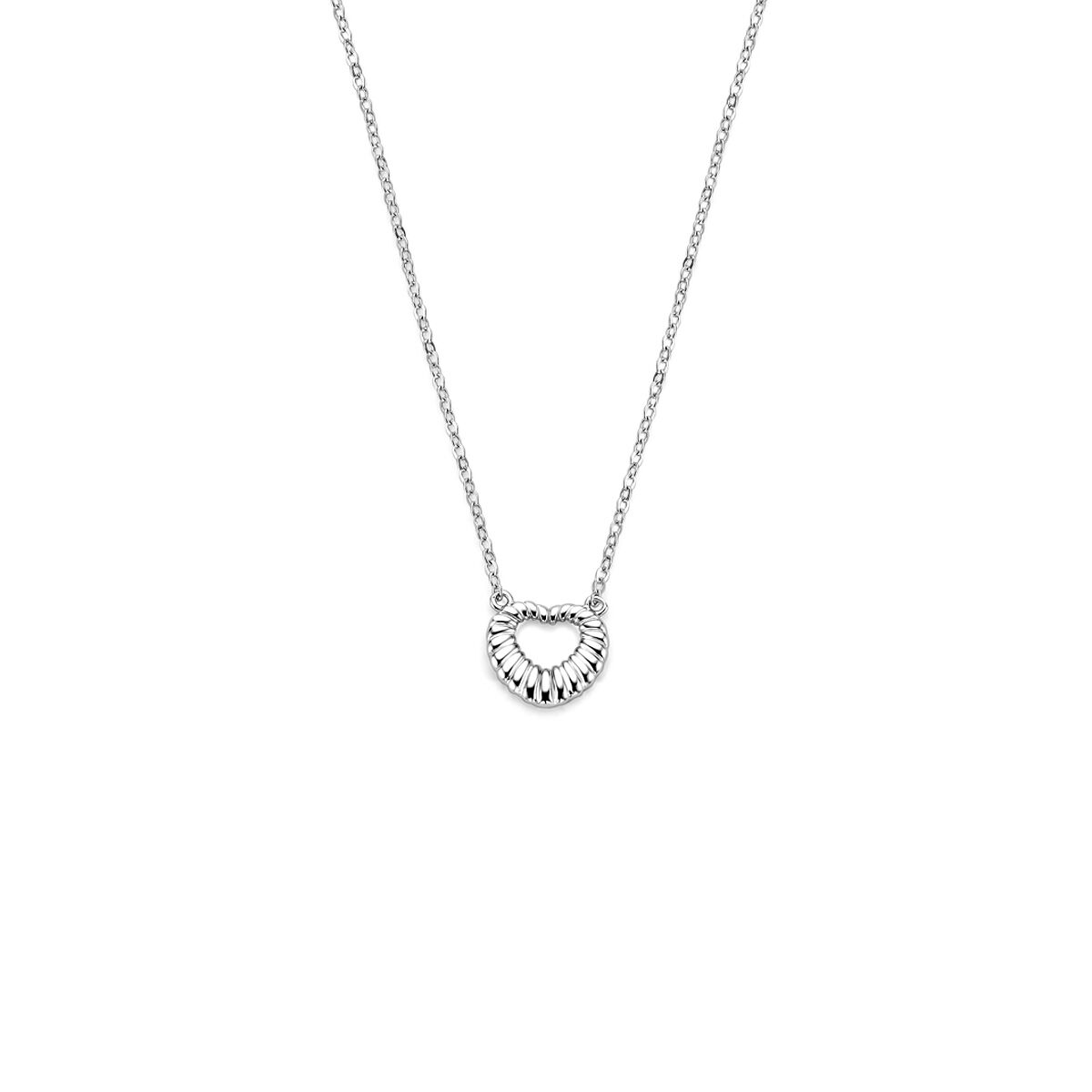 Collana in argento rodiato con pendente a forma di cuore.