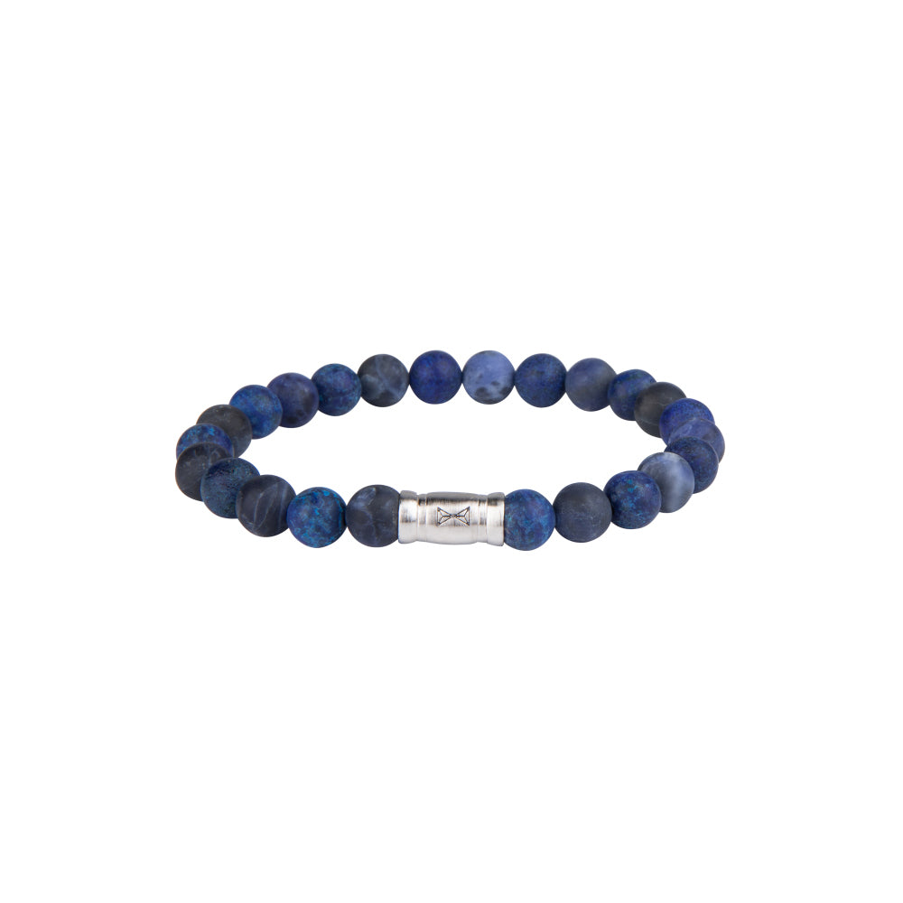 Bracciale da uomo in pietre di 8 mm, con perle blu e dettagli in metallo argentato.