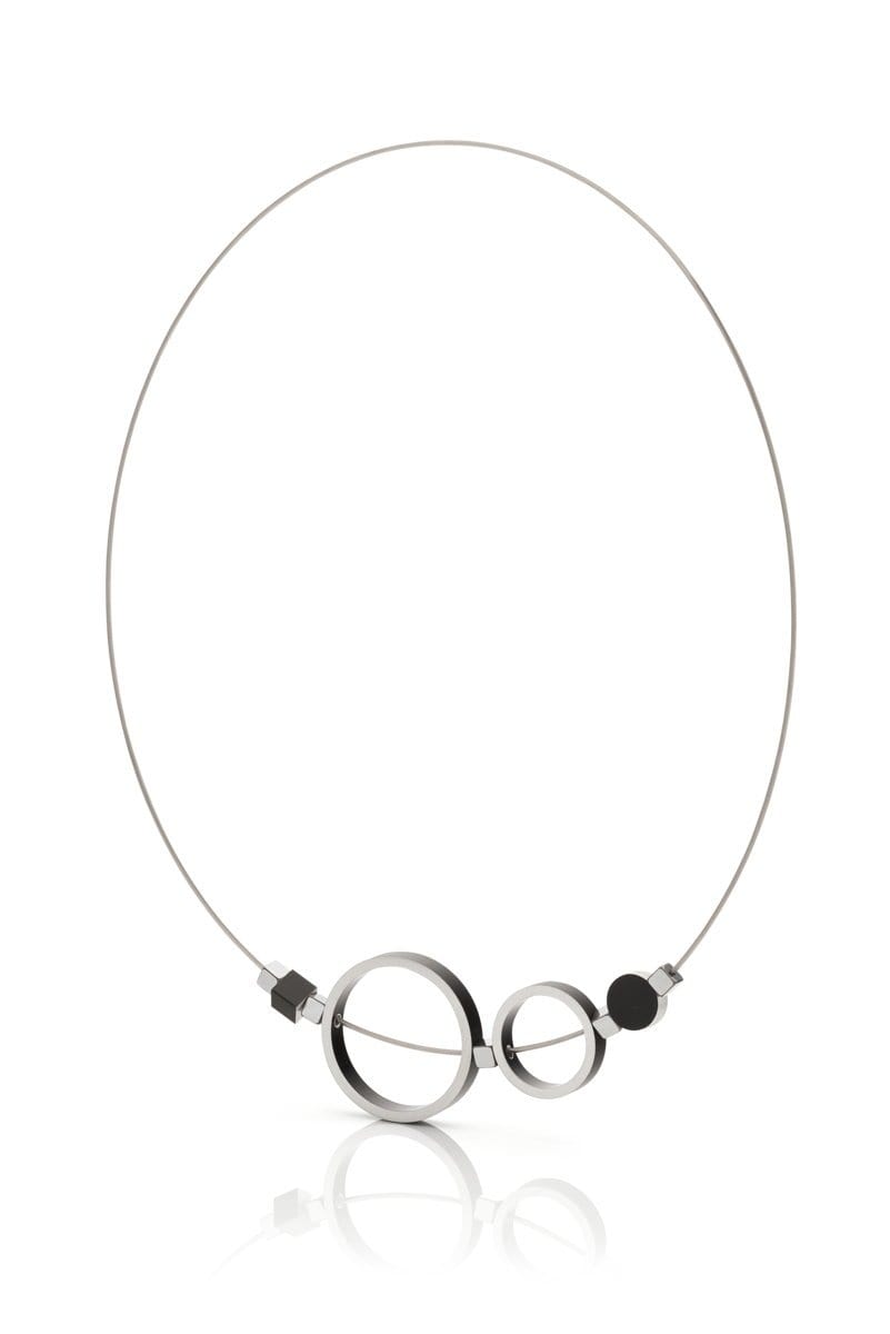 Collana Anelli Nera C186Z