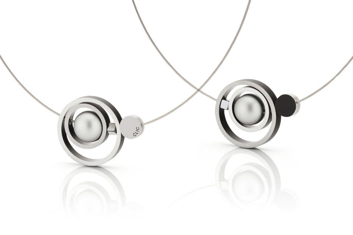 Collana Anelli Intrecciati Nera C187Z