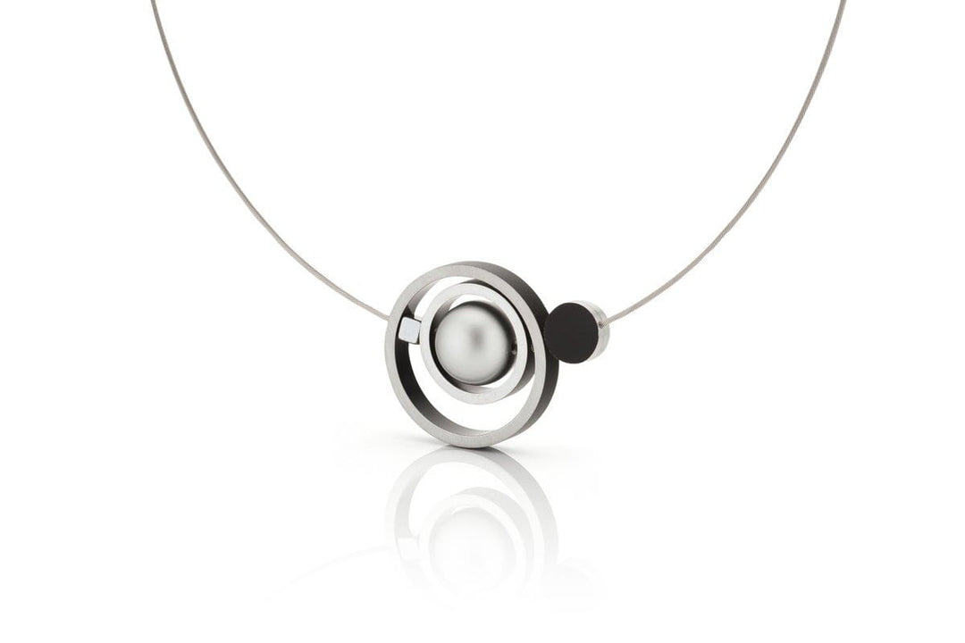 Collana Anelli Intrecciati Nera C187Z