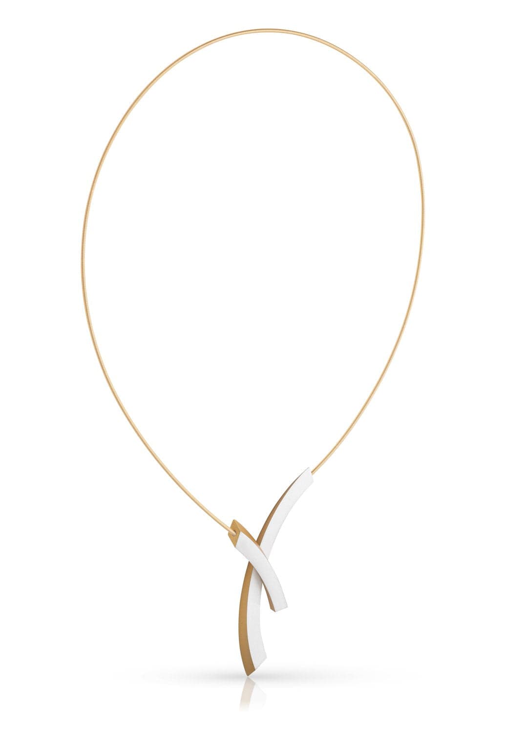 Collana dorata con pendente a forma di archi sovrapposti.