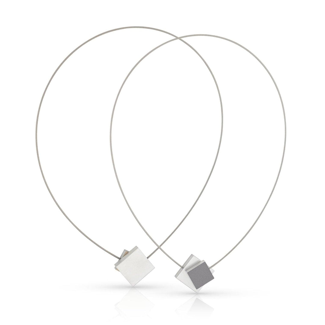 Collana quadrata con quadrato colorato C263AG