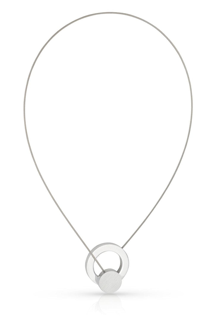 Collana con cerchietto e un anello C266