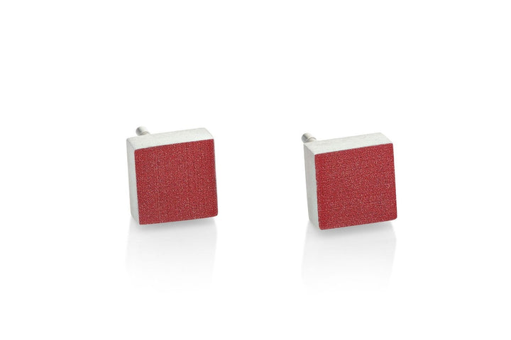 Orecchino a lobo piccolo quadrato rosso O37R