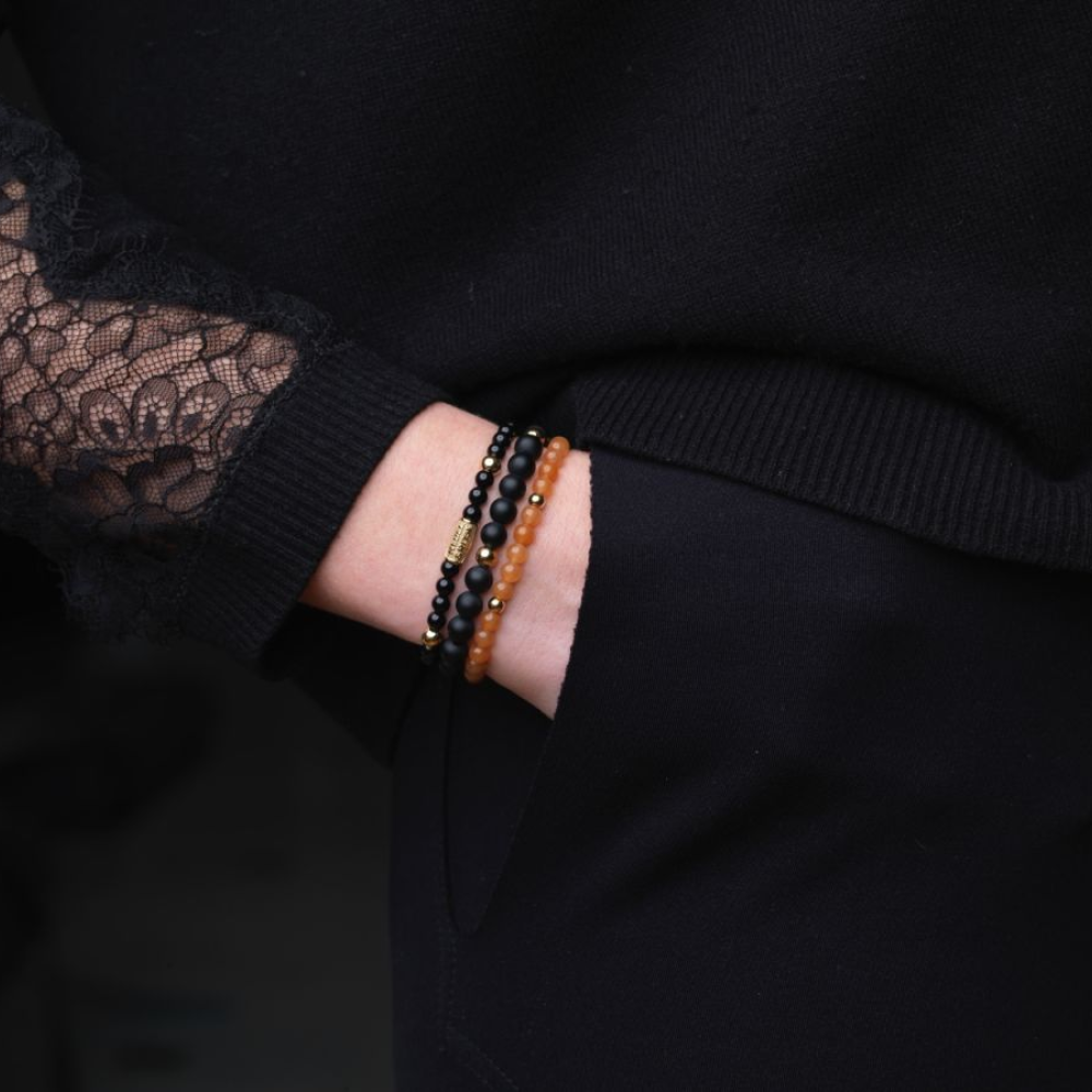 Matt Black Madonna - 18 ct yellow gold ionplated - 6mm - Bracciale a Perline Donna